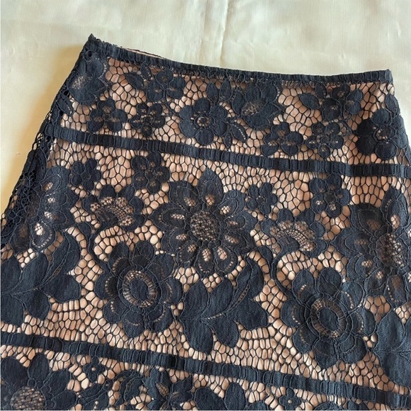 For Love and Lemon- High Rise Black Lace Skirt Nude Layer Mini Skirt Size XS - Picture 3 of 6